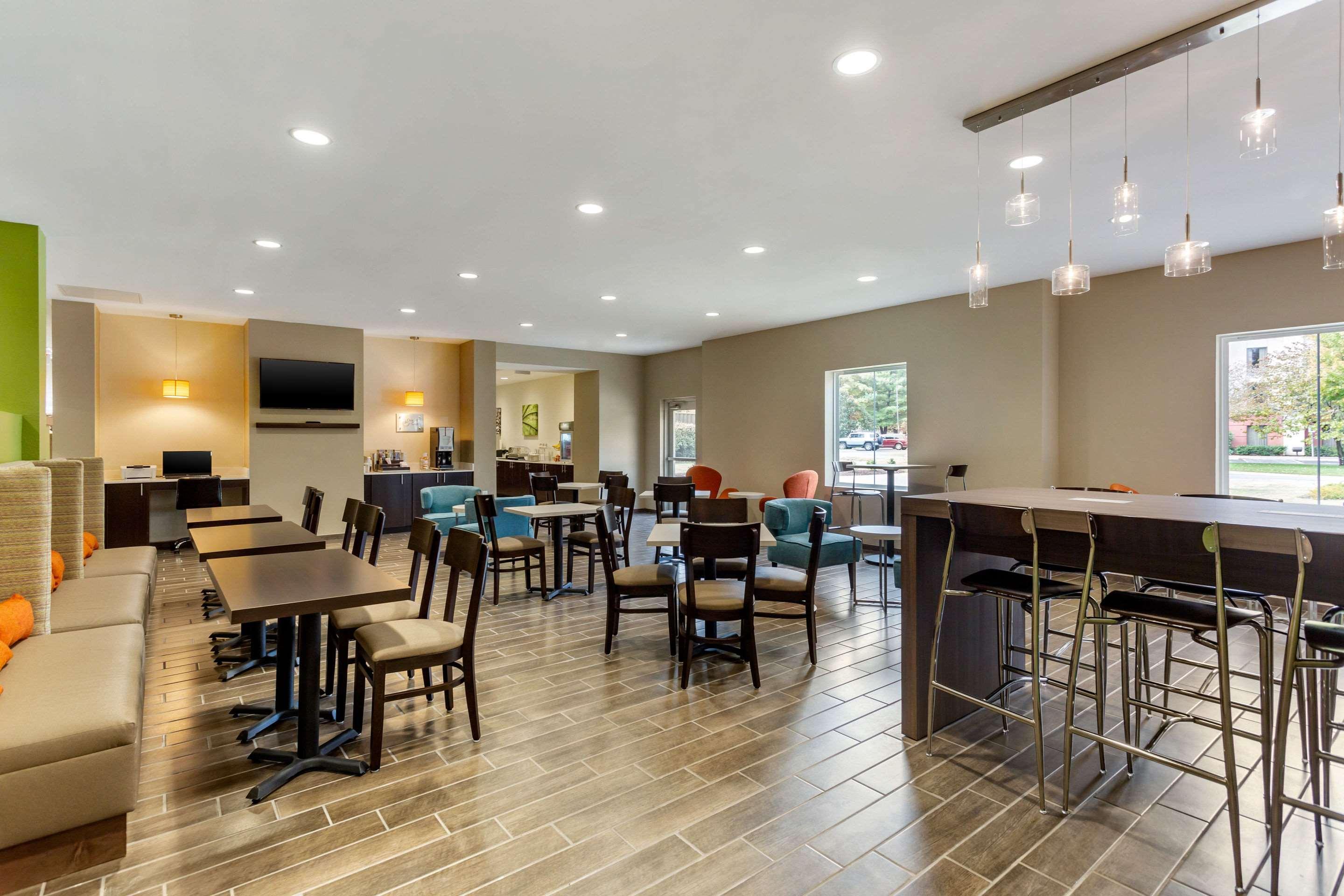 Sleep & - Nashville Metro Gallatin