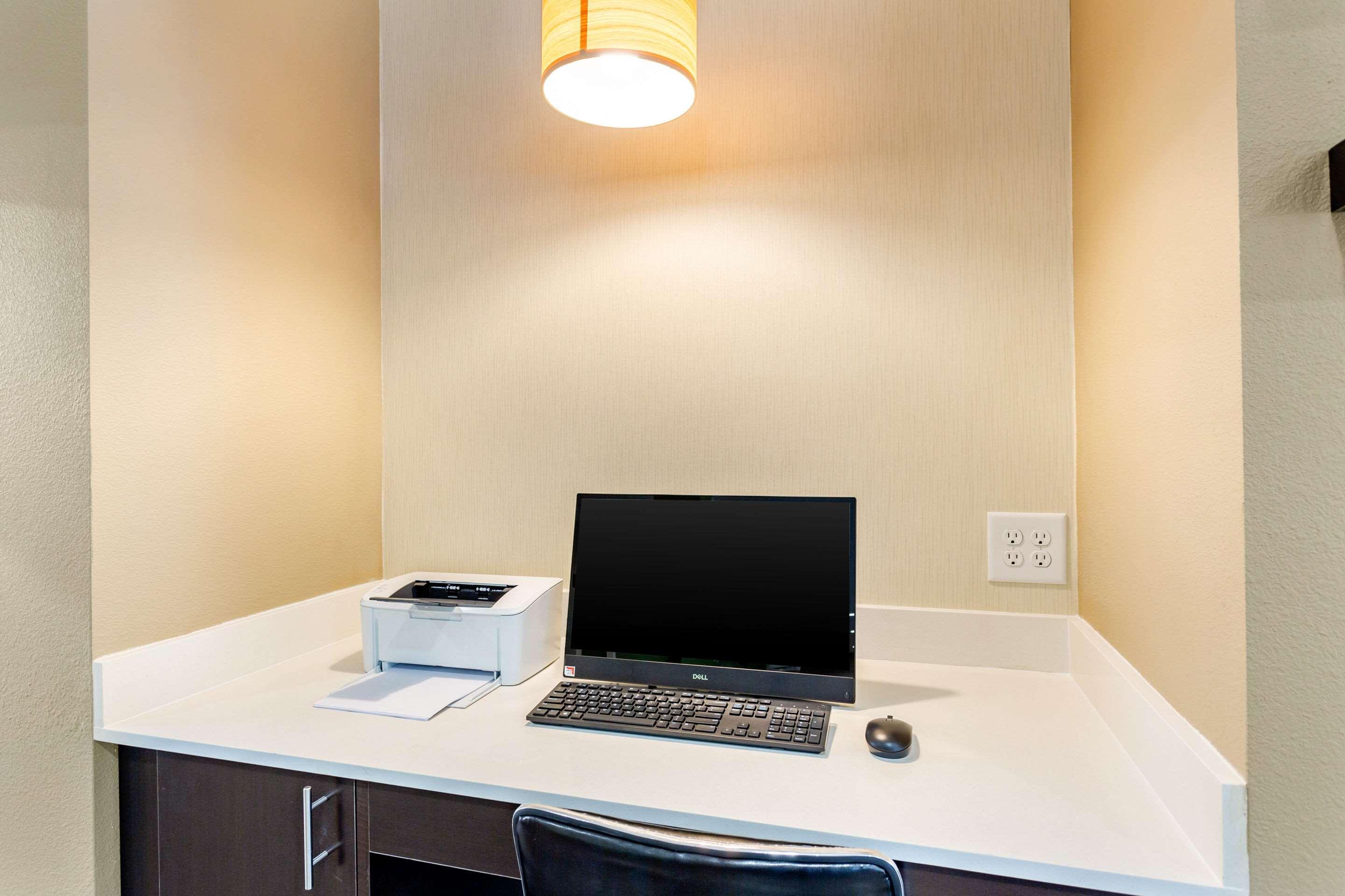Sleep & - Nashville Metro Hotel